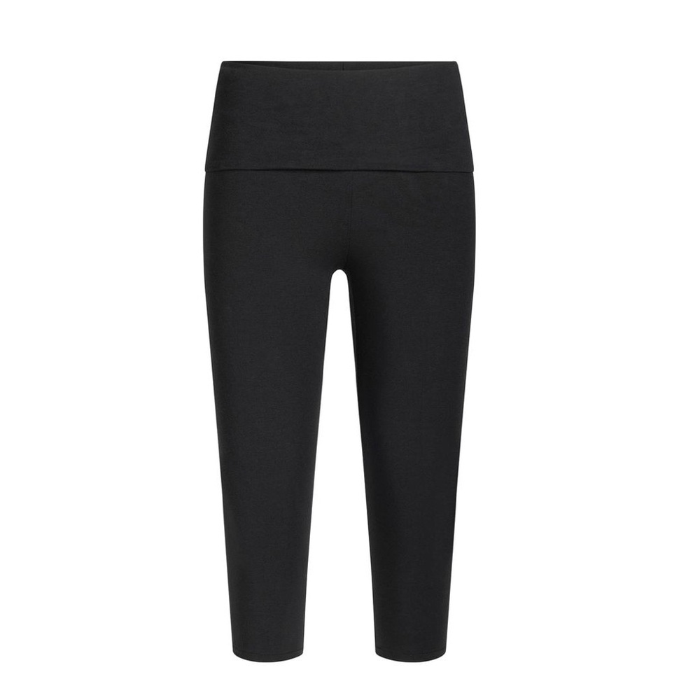 Fold Over Capri